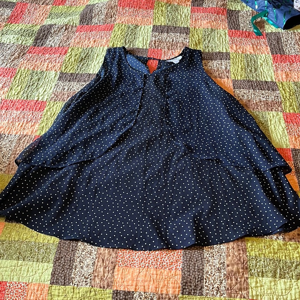 Motherhood maternity dressy maternity navy and white polka dot tank